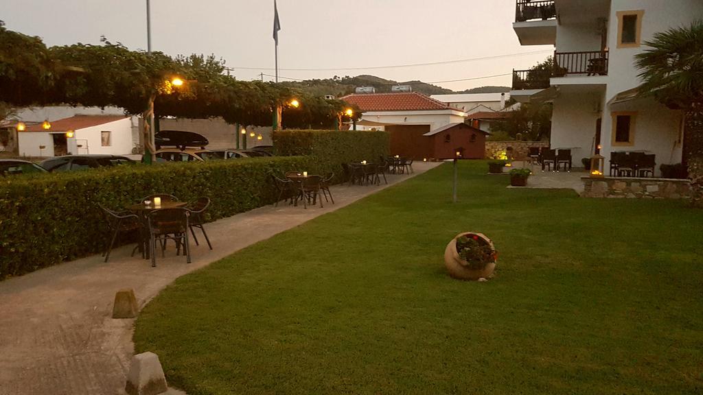 Melrose Aparthotel Skópelos Eksteriør bilde